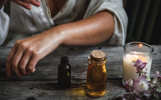 ESSENTIAL OILS: YOUR DAILY DOSE OF HEALTH