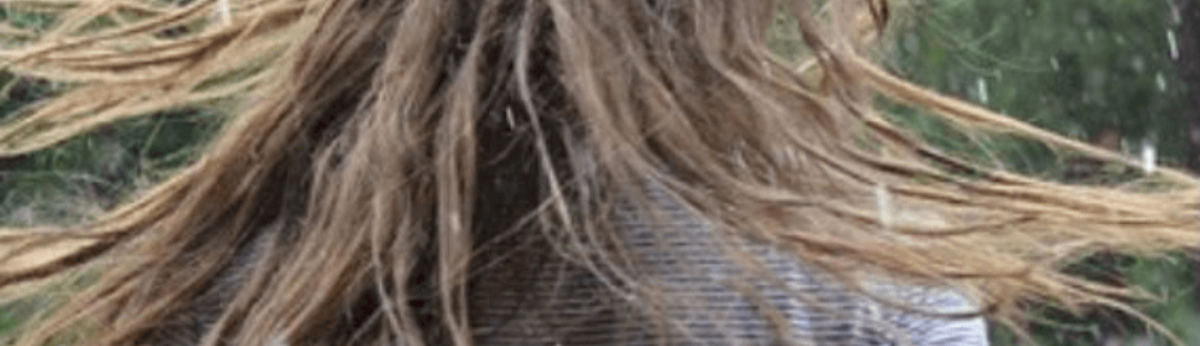IMPORTANCE OF HAIR OIL MASSAGES IN THE MONSOON